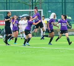 辛辛那提红人队主帅安德森因其独特的指挥艺术，获称“火花安德森”